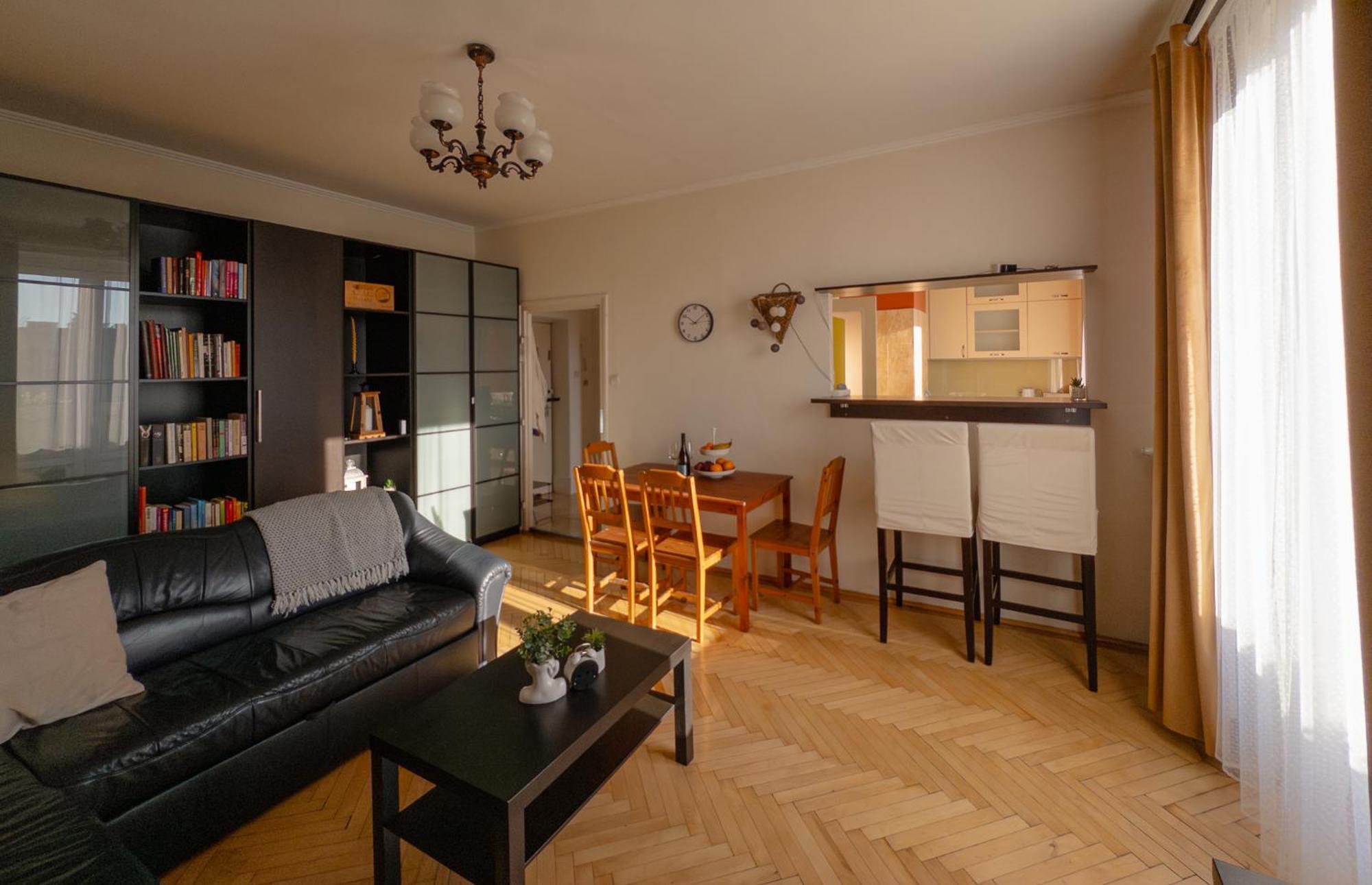 Loggia Apartment